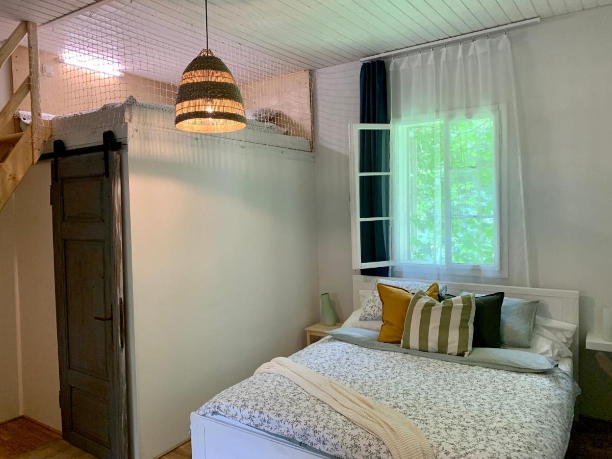 Na Samote U Vcelina Homestay Lancov