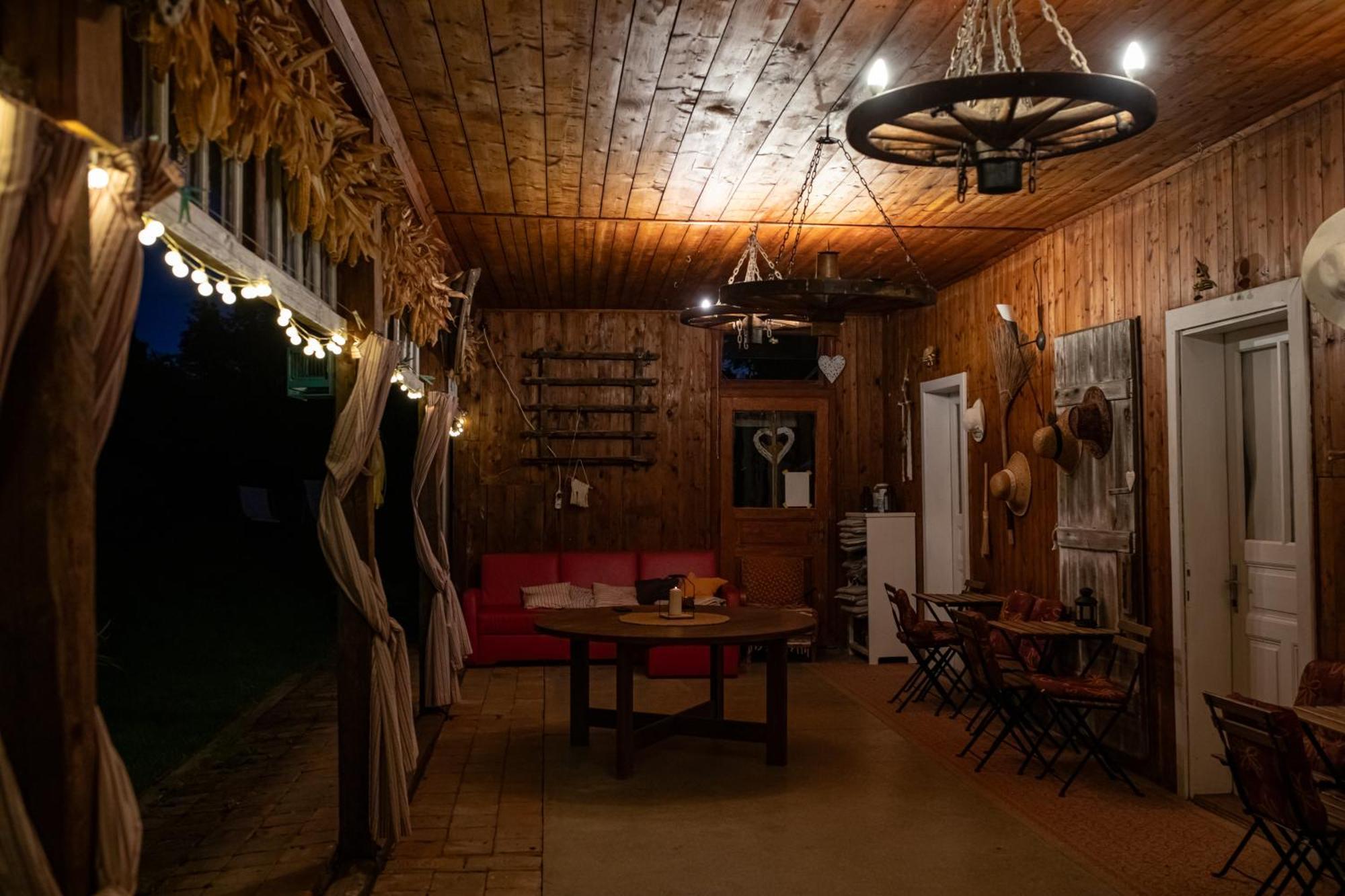 Homestay Na Samote U Vcelina